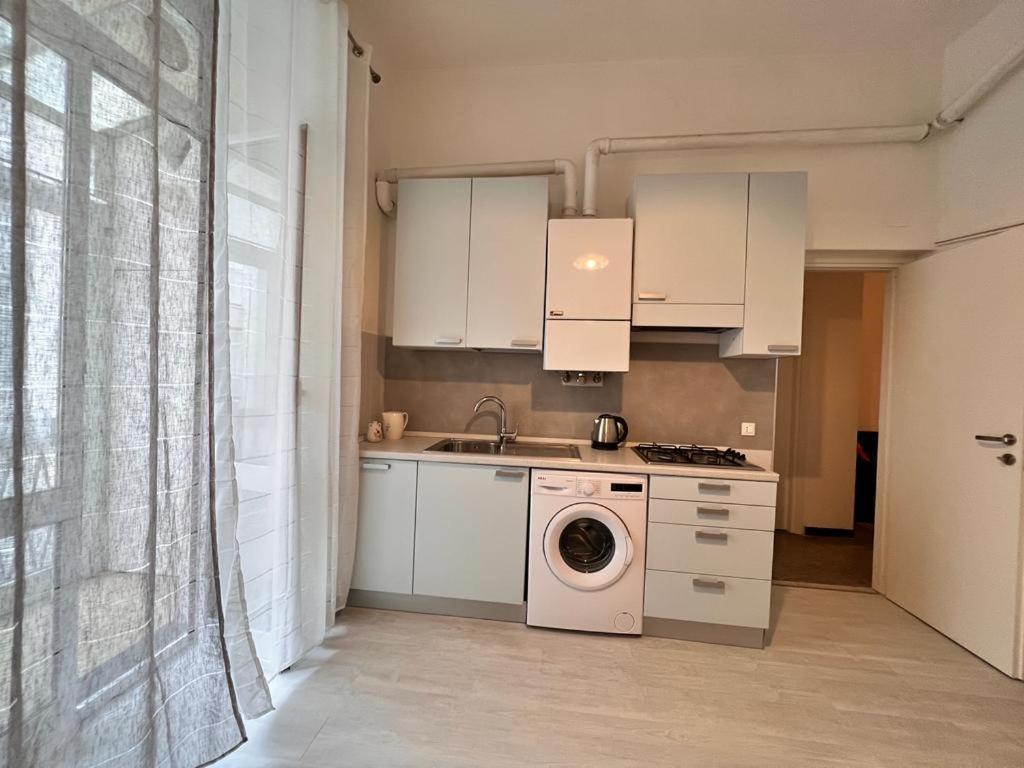 Savona Casa Vacanze Vicino Mare 3 Minuti Wifi Exterior foto